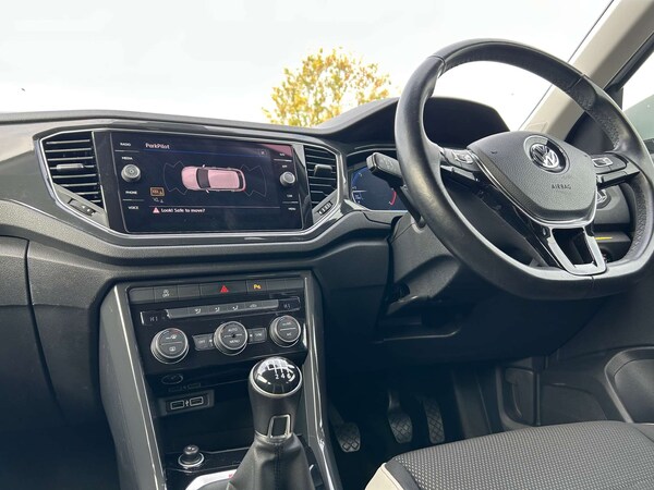 Used Volkswagen T-Roc 2018 for sale - 76020190: Photo 29