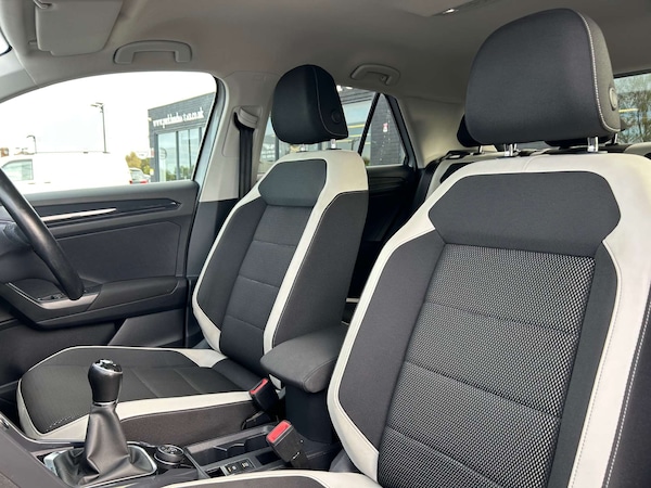 Used Volkswagen T-Roc 2018 for sale - 76020190: Photo 41
