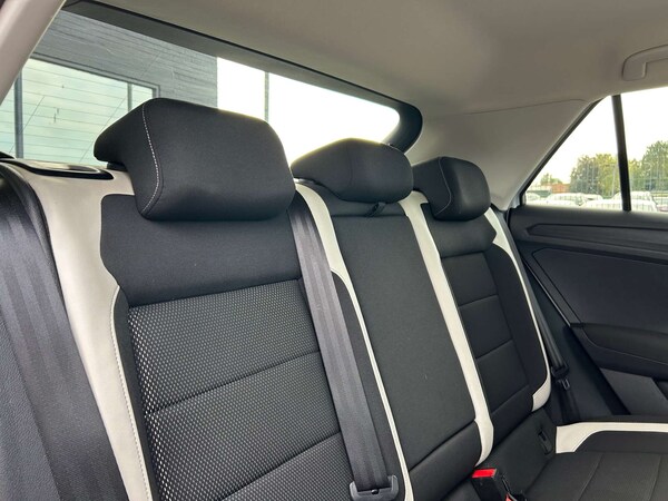 Used Volkswagen T-Roc 2018 for sale - 76020190: Photo 46