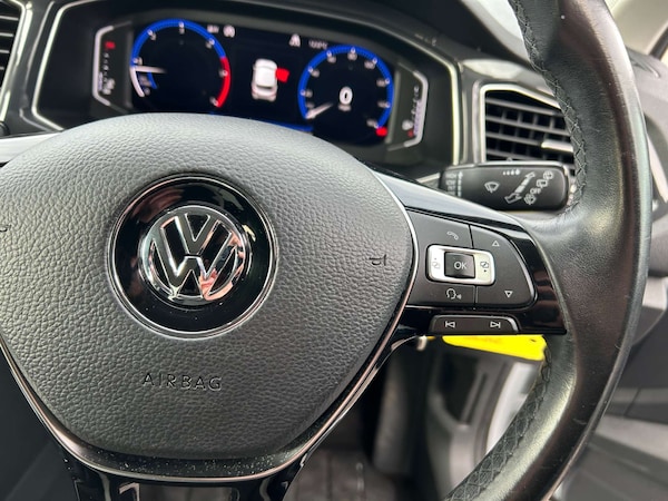 Used Volkswagen T-Roc 2018 for sale - 76020190: Photo 51