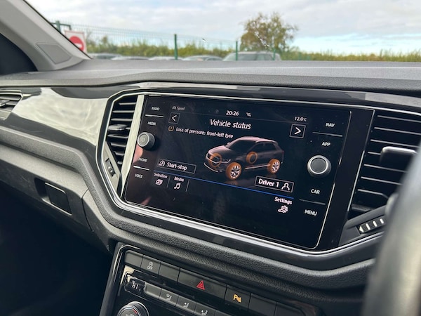 Used Volkswagen T-Roc 2018 for sale - 76020190: Photo 59