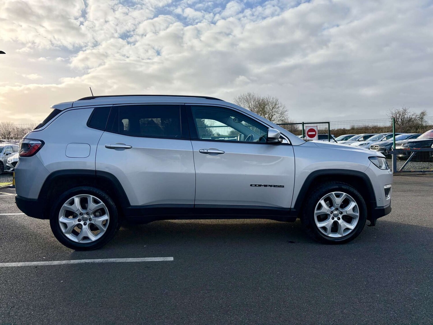 Used Jeep Compass 2019 for sale - 77845614: Photo 9