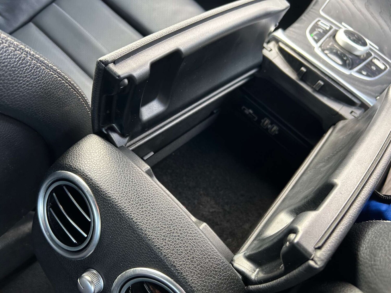 Used Mercedes-Benz C Class 2017 for sale - 76223012: Photo 52