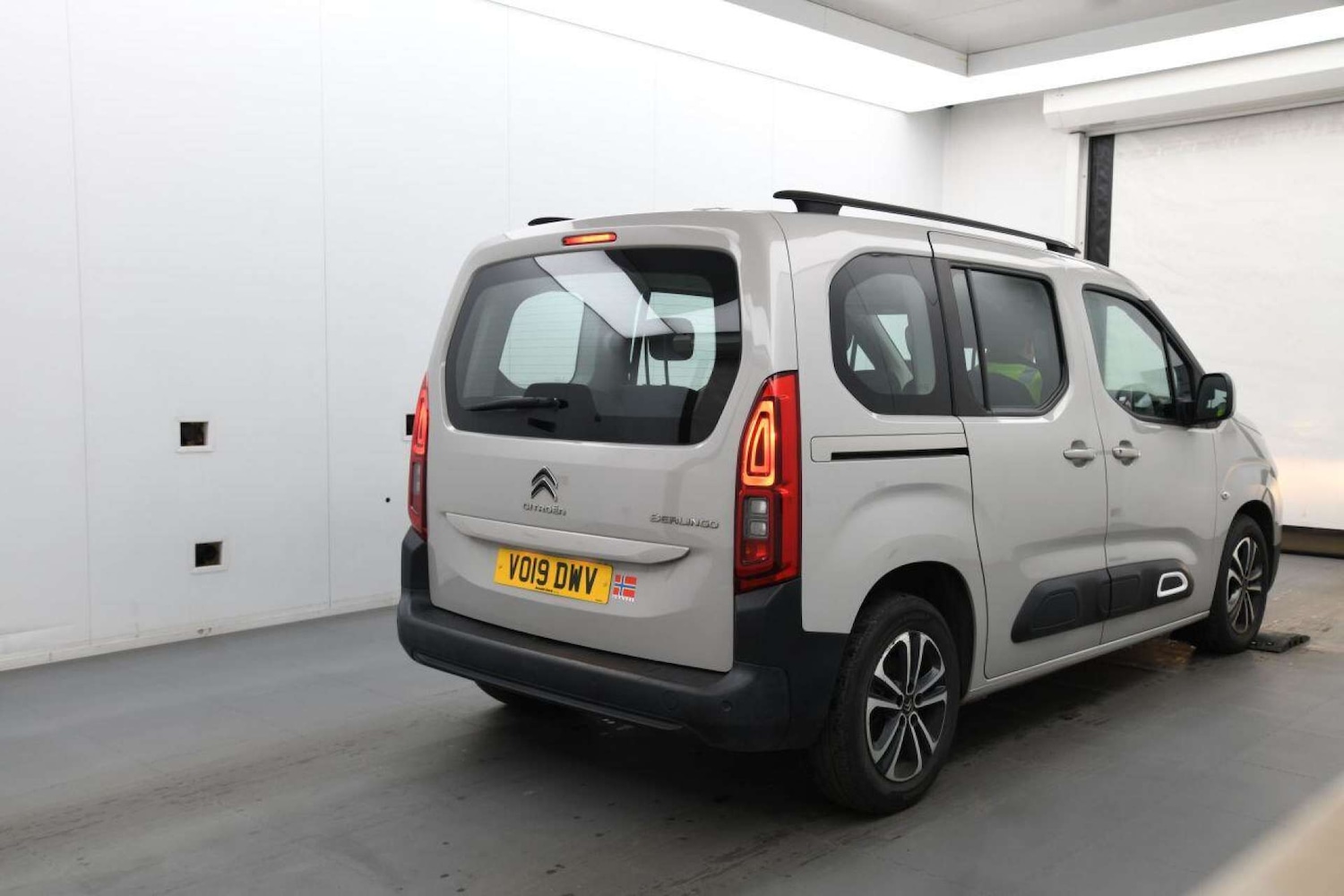 Vehicle 5