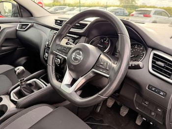 Used Nissan Qashqai 2018 for sale - 75901393: Photo