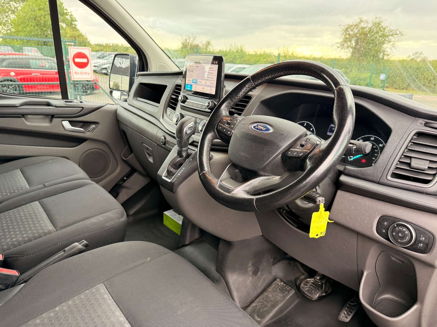 Used Ford Transit Custom 2019 for sale - 76602229: Photo 2