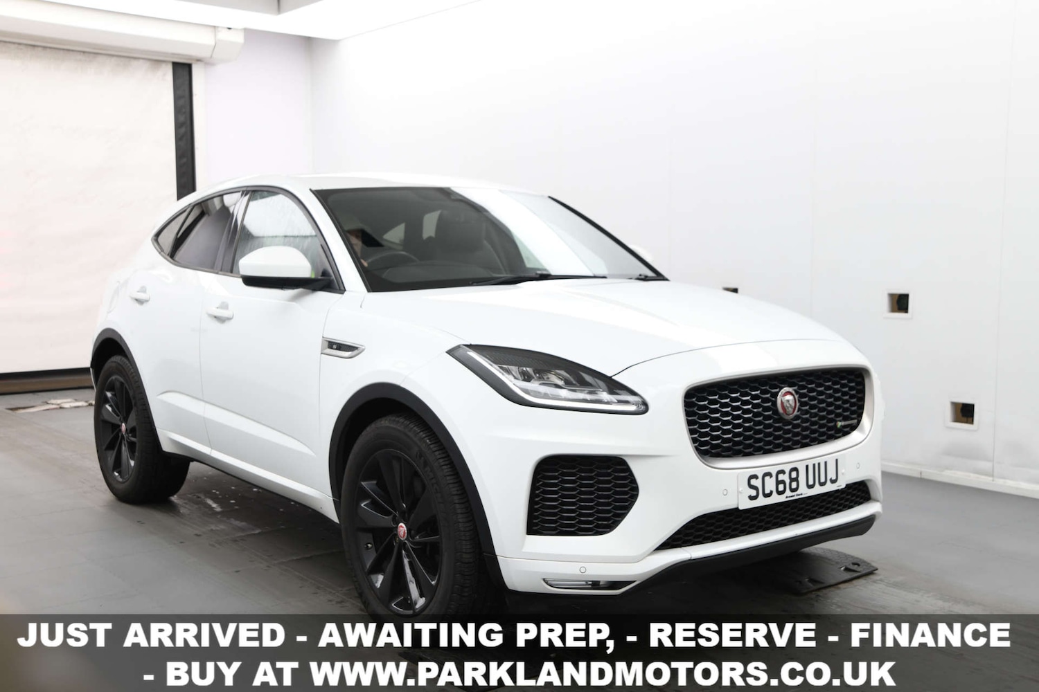 Used Jaguar E-Pace 2018 for sale - 76352629: Photo 1
