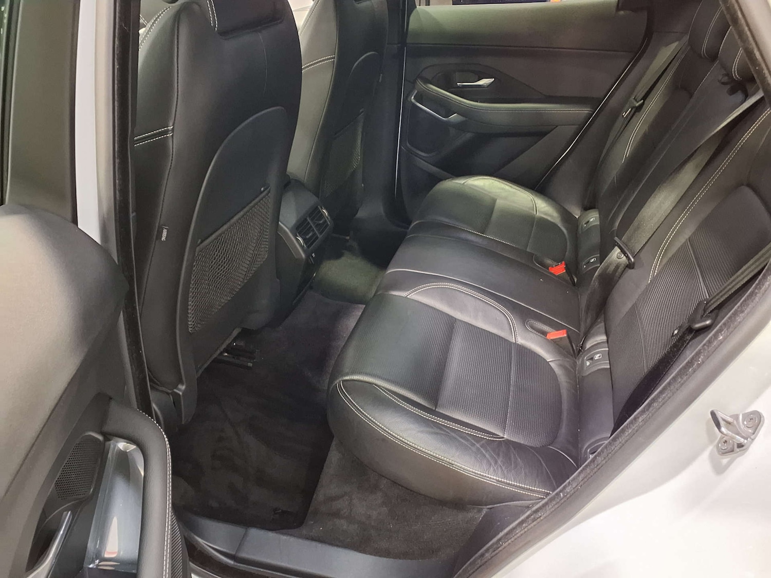 Used Jaguar E-Pace 2018 for sale - 76352629: Photo 11