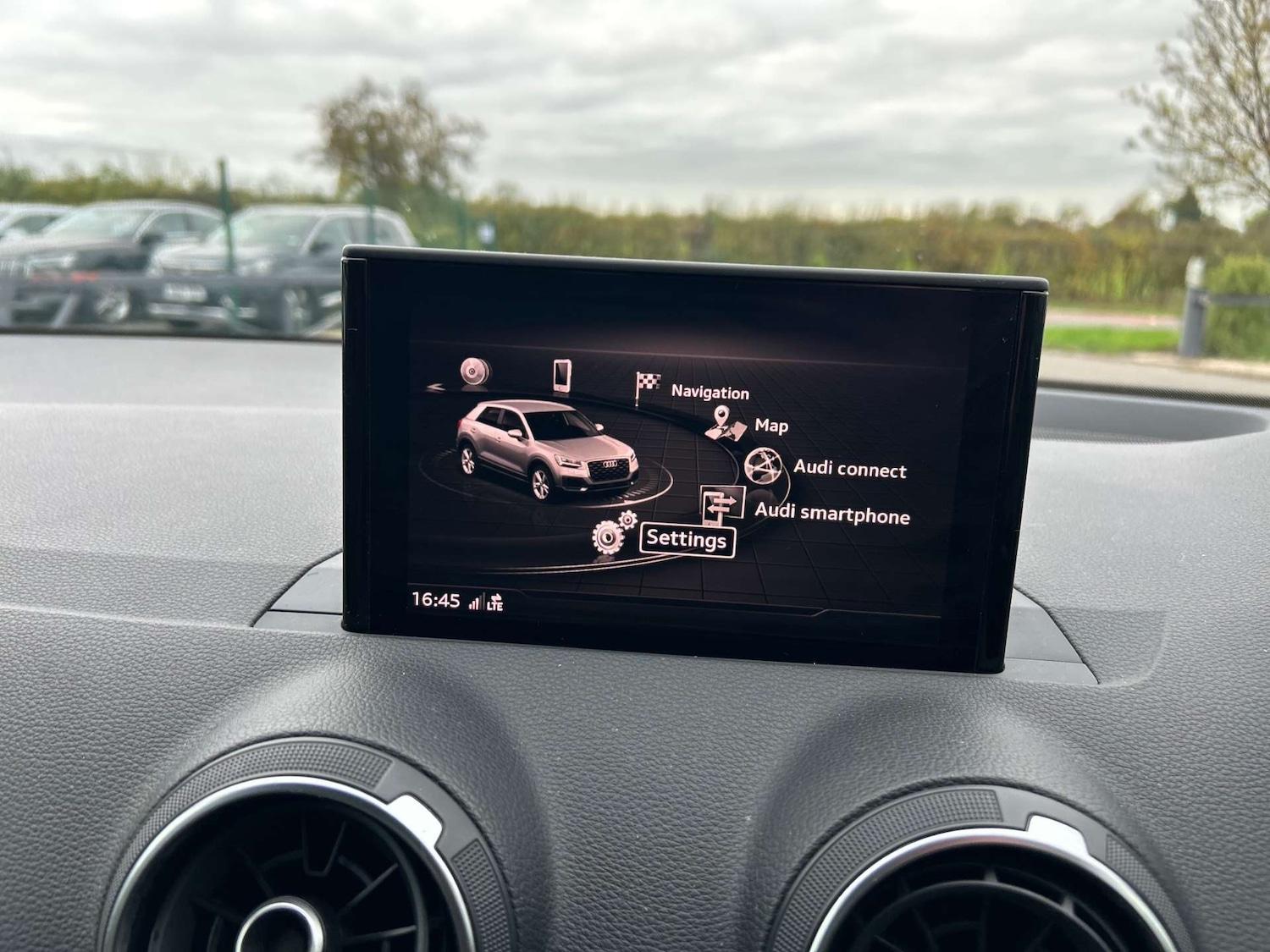 Used Audi Q2 2017 for sale - 77189552: Photo 55