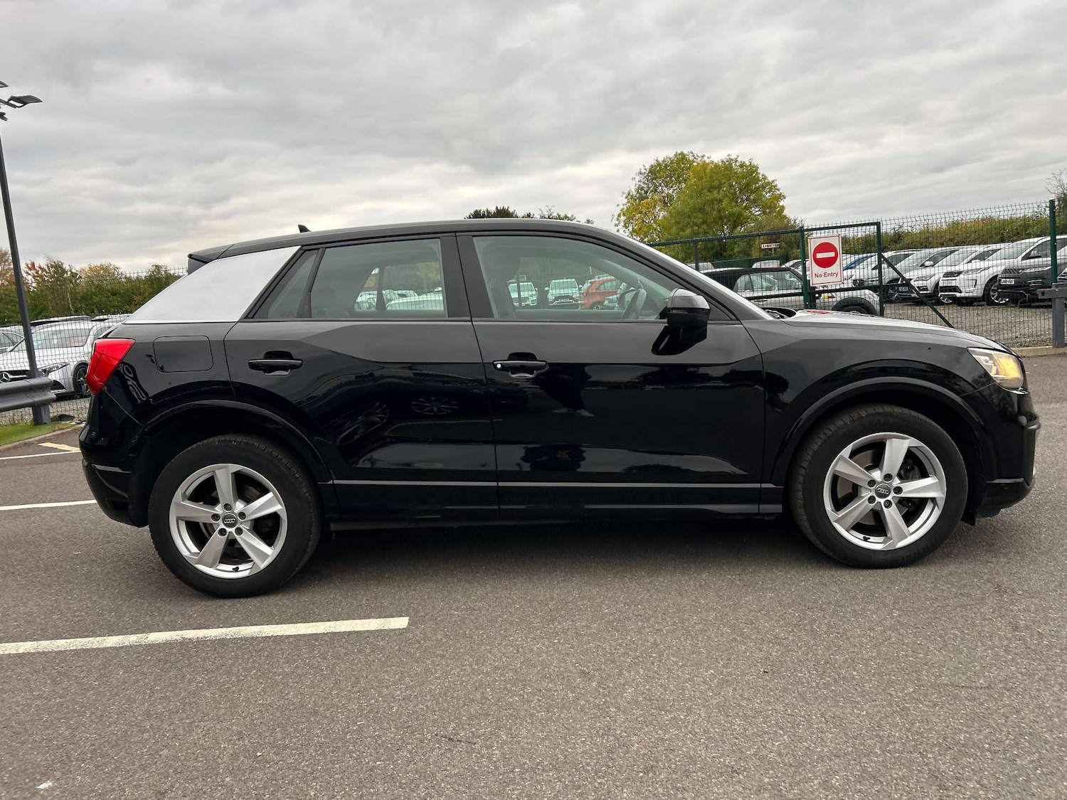 Used Audi Q2 2017 for sale - 77189552: Photo 9