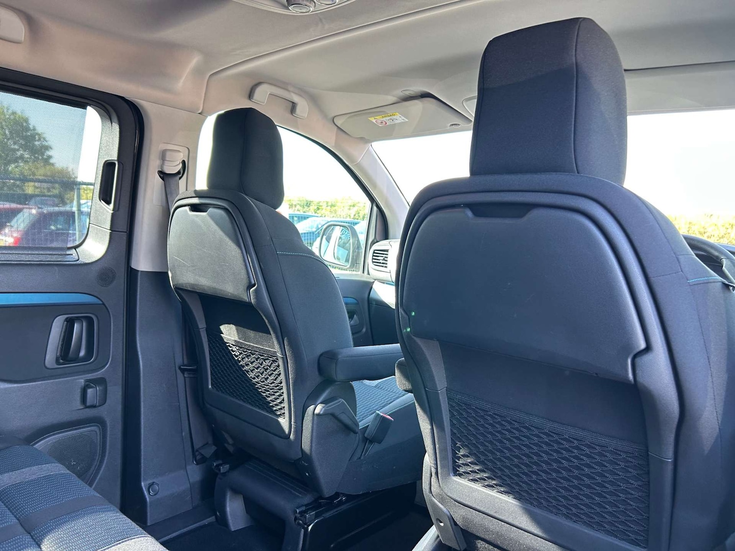 Used Peugeot Traveller 2019 for sale - 76115769: Photo 23