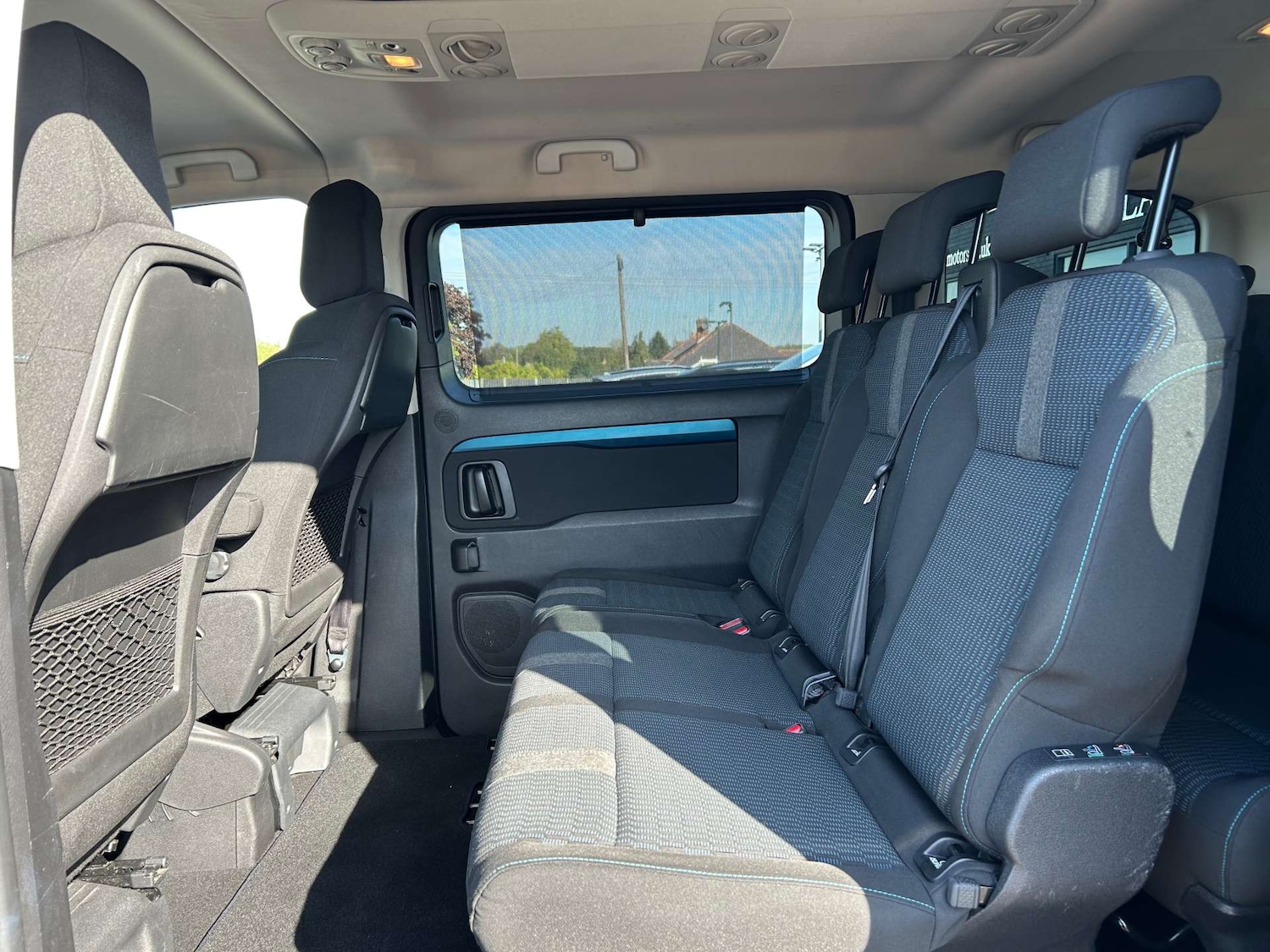 Used Peugeot Traveller 2019 for sale - 76115769: Photo 26