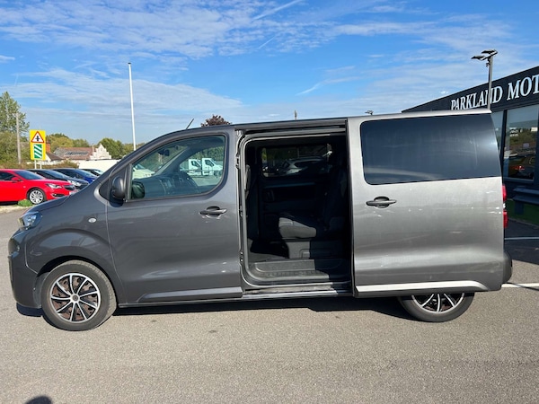 Used Peugeot Traveller 2019 for sale - 76115769: Photo 27