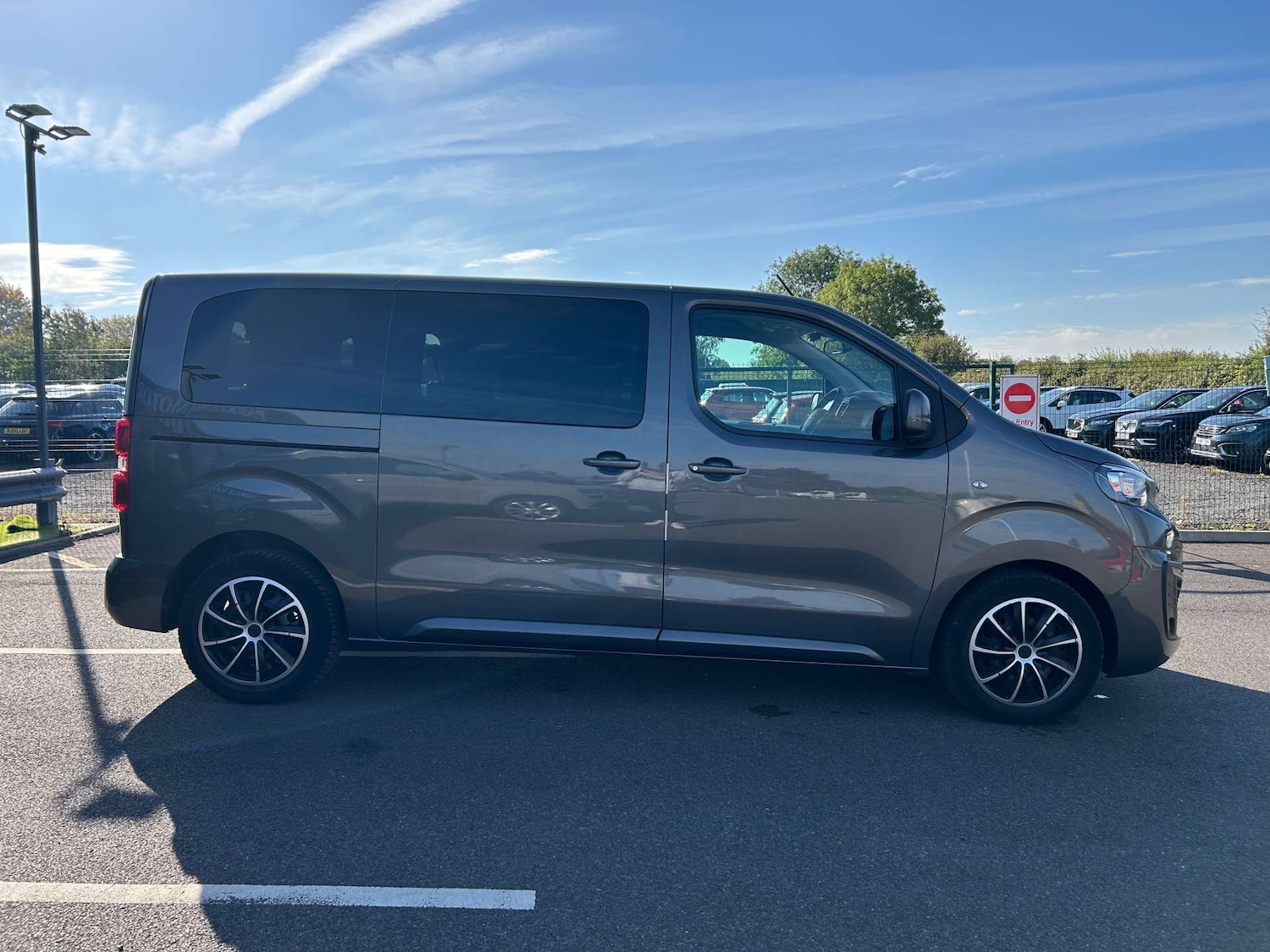 Used Peugeot Traveller 2019 for sale - 76115769: Photo 4