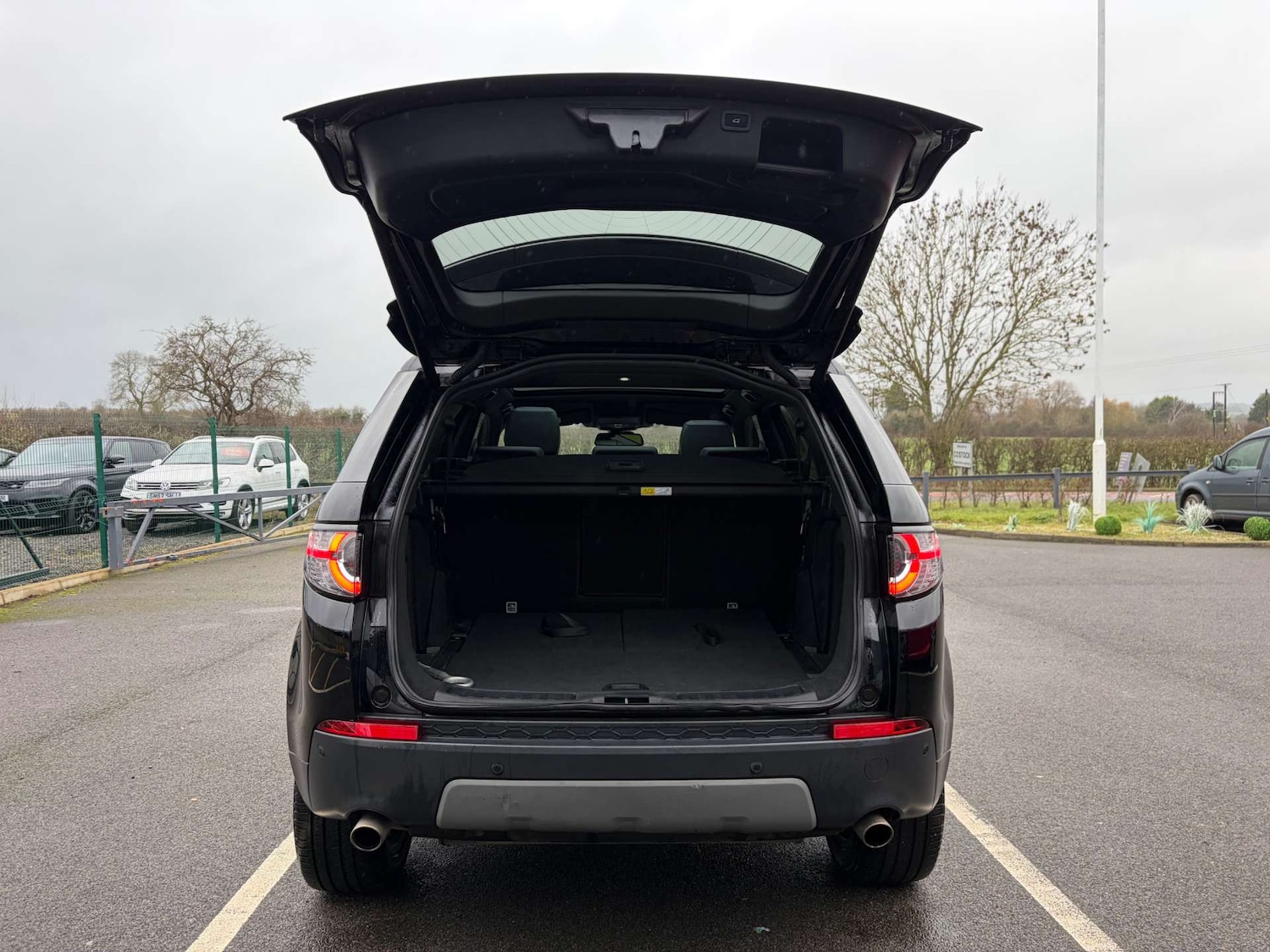 Used Land Rover Discovery Sport 2019 for sale - 77953355: Photo 25