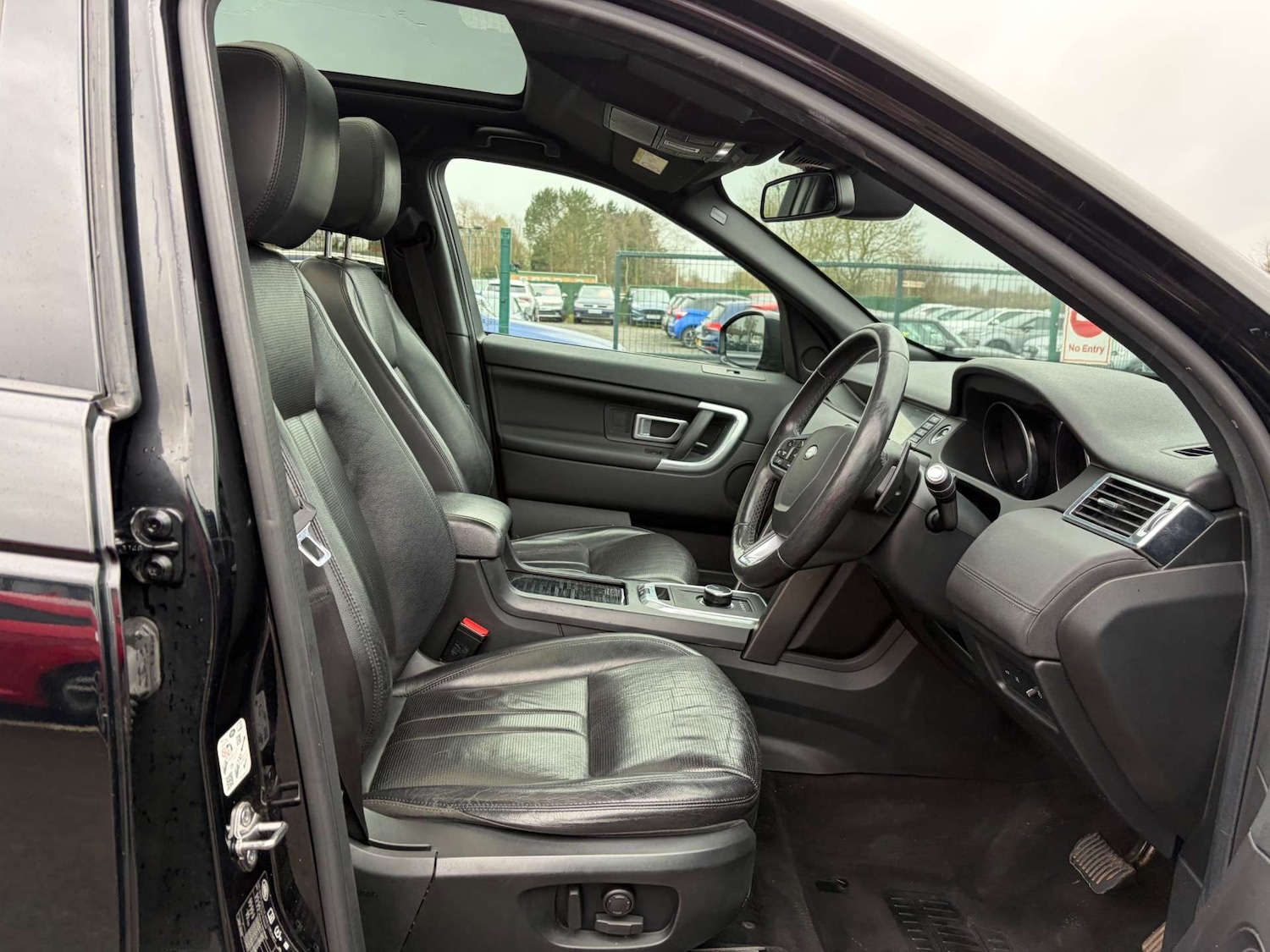 Used Land Rover Discovery Sport 2019 for sale - 77953355: Photo 39