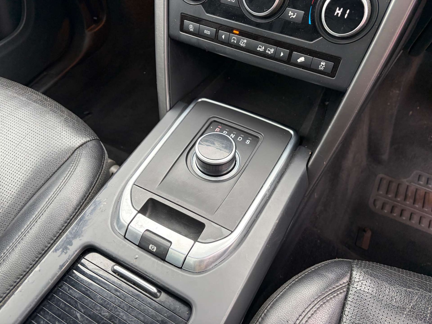 Used Land Rover Discovery Sport 2019 for sale - 77953355: Photo 52