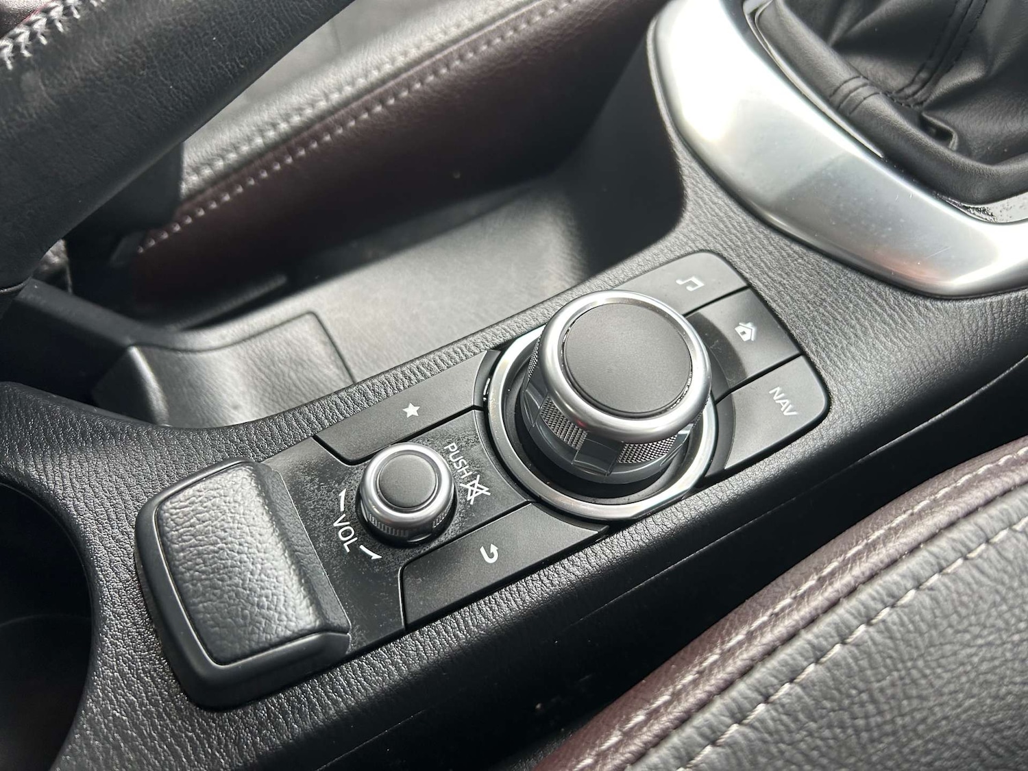 Used Mazda Mazda2 2019 for sale - 76601727: Photo 49