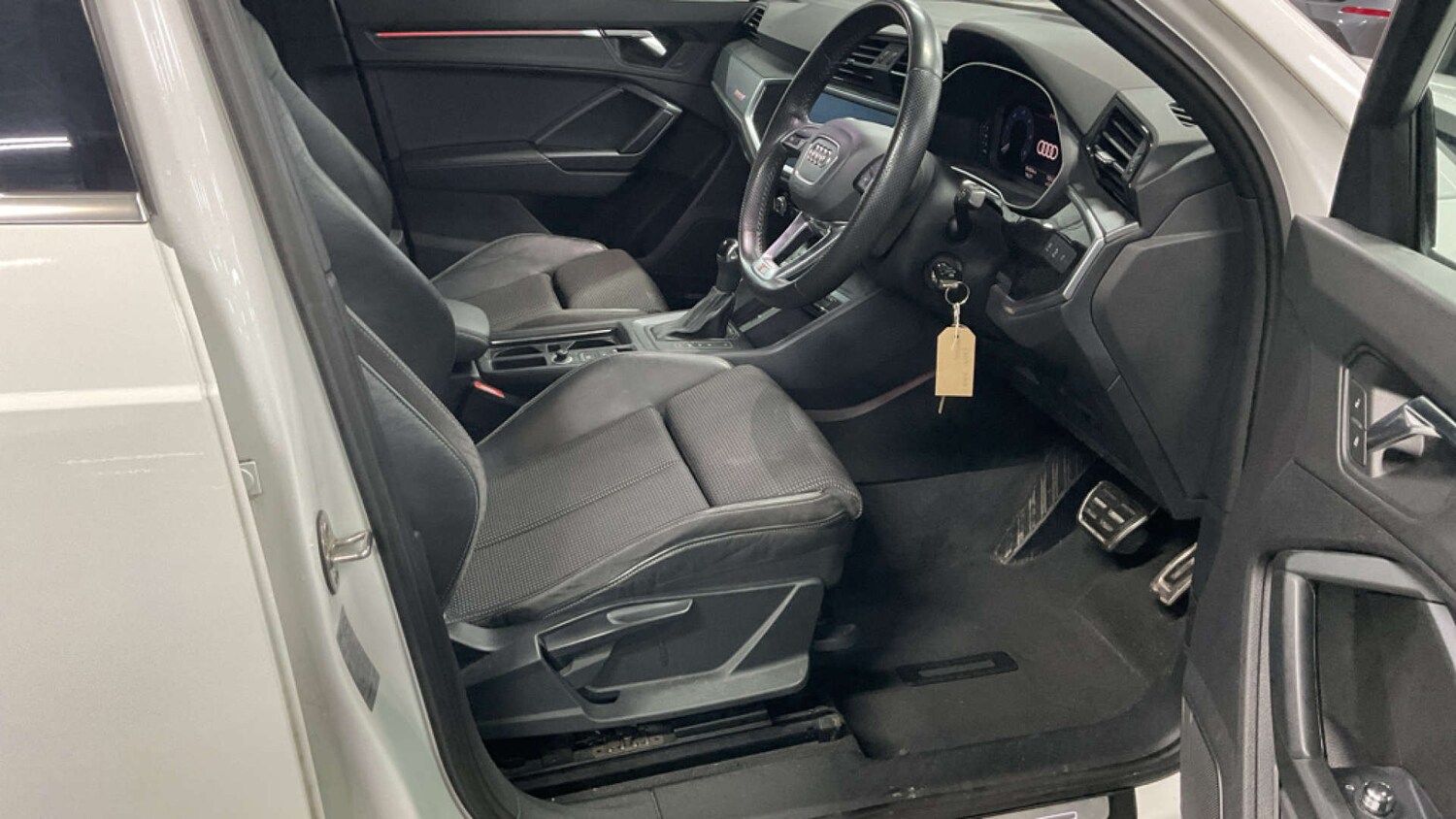 Used Audi Q3 2019 for sale - 76222999: Photo 10