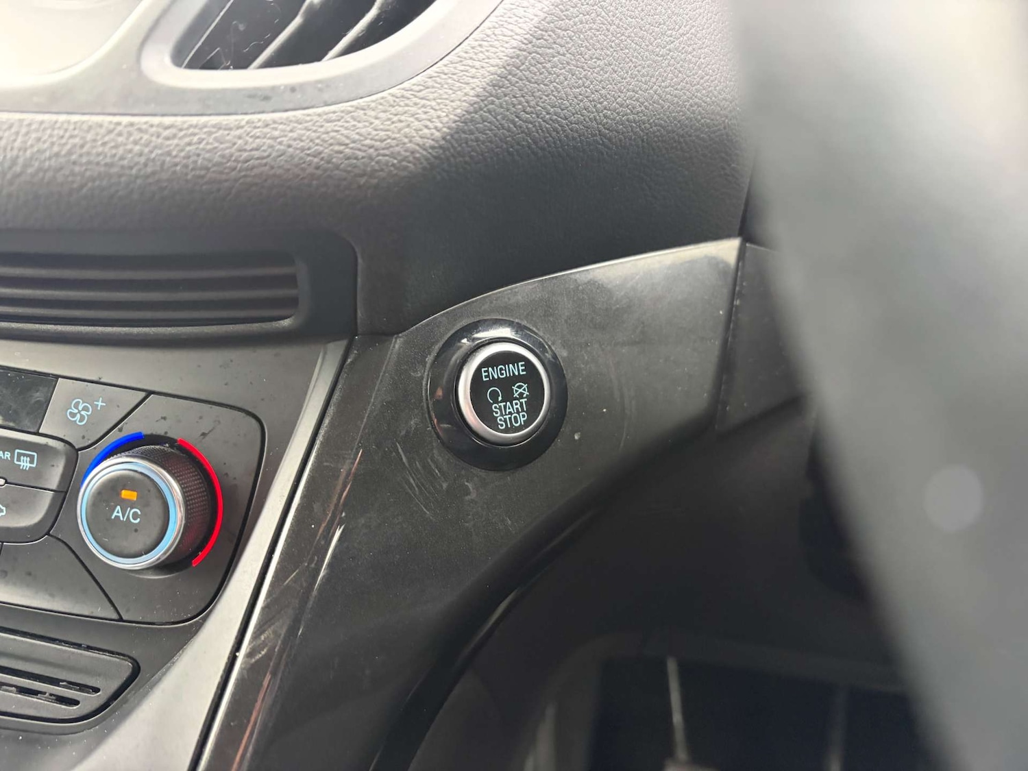 Used Ford Kuga 2018 for sale - 76959824: Photo 41