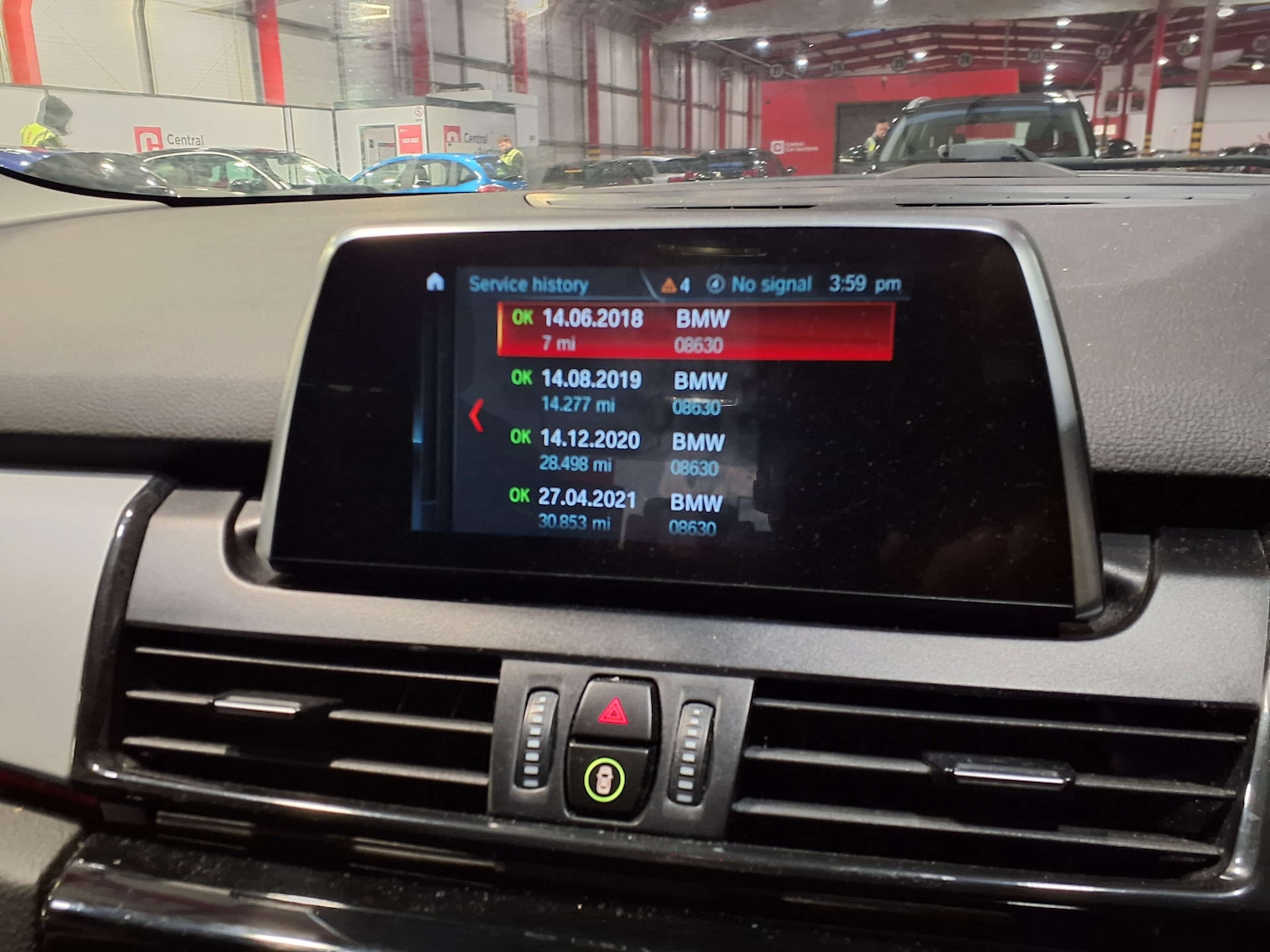 Used BMW 2 Series 2018 for sale - 77470116: Photo 23