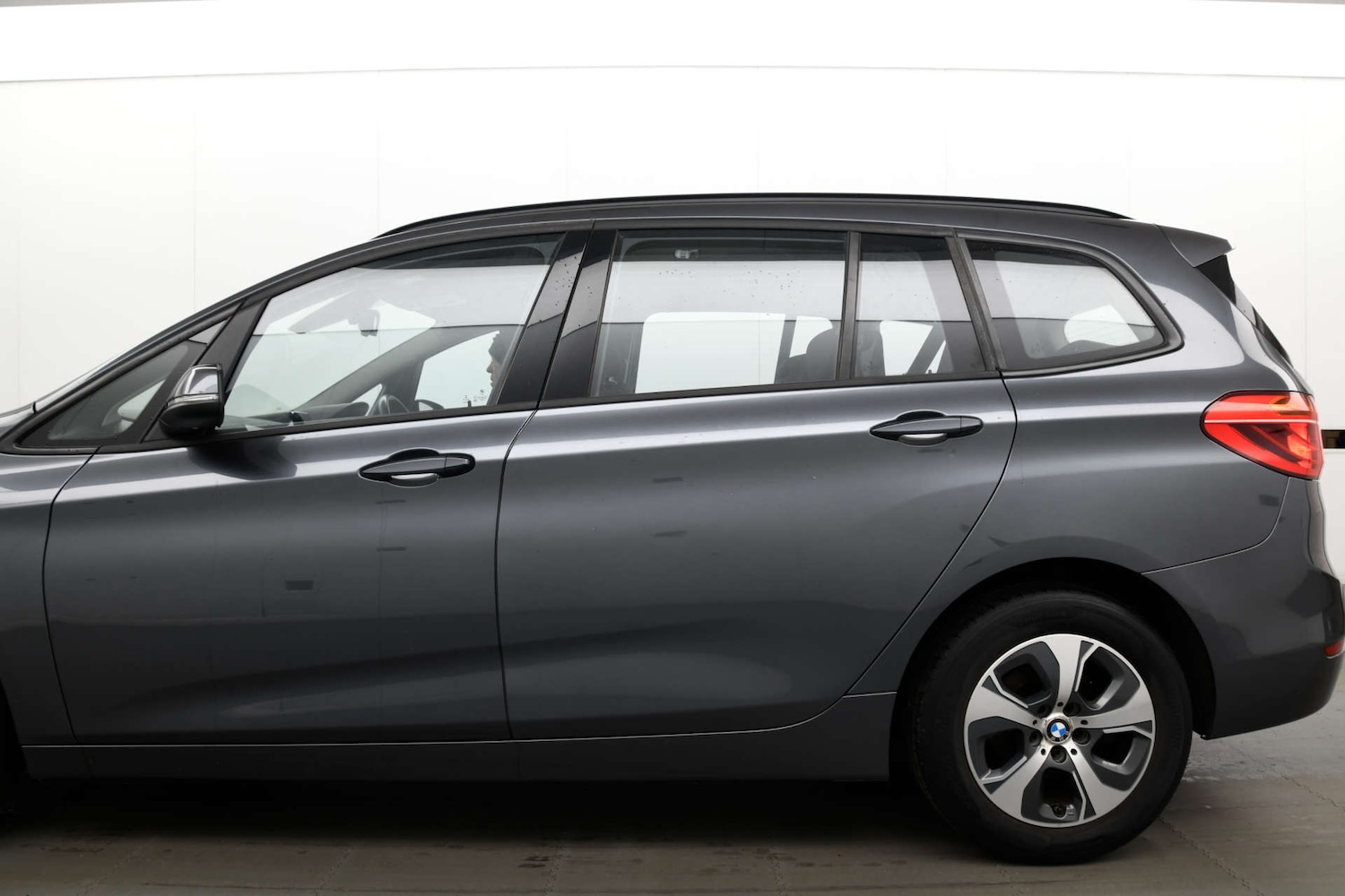 Used BMW 2 Series 2018 for sale - 77470116: Photo 5