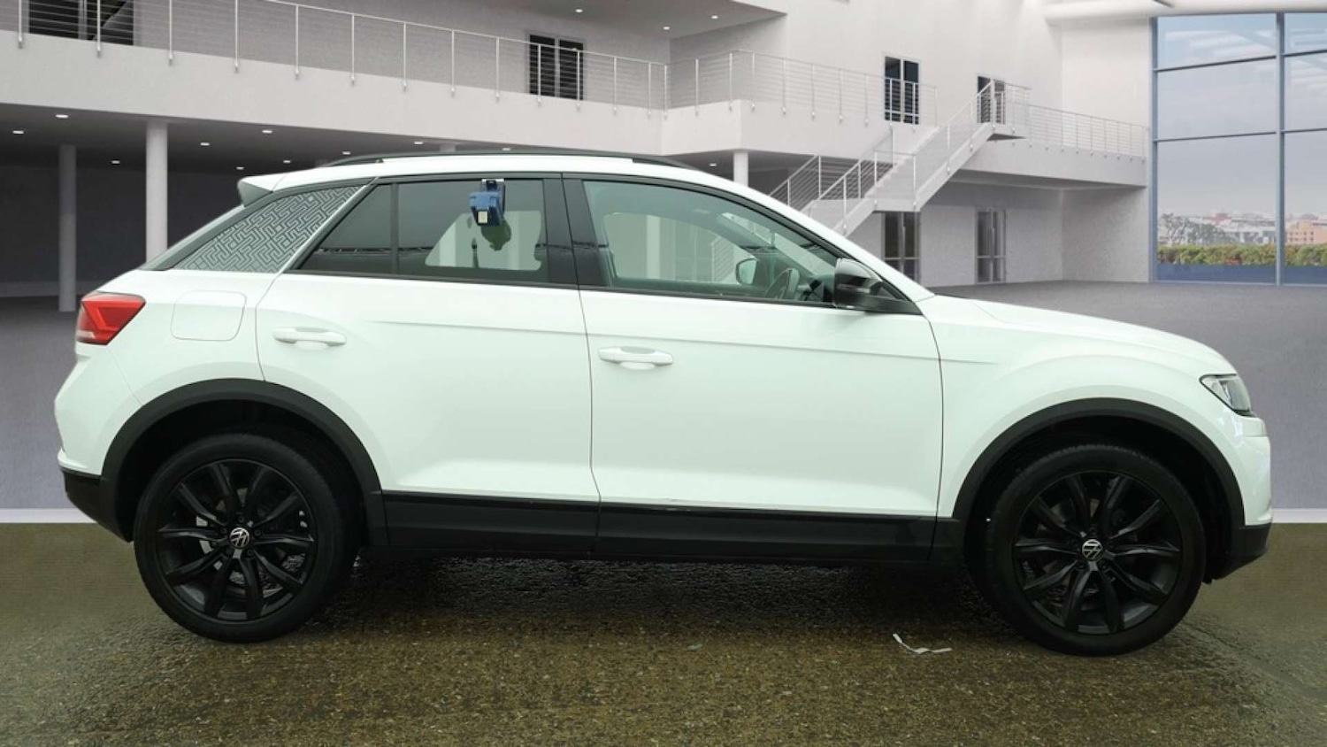 Used Volkswagen T-Roc 2021 for sale - 78014272: Photo 6