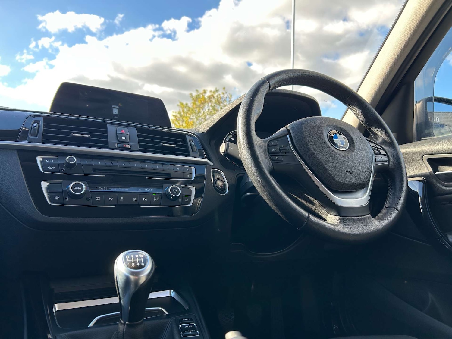 Used BMW 1 Series 2018 for sale - 76043933: Photo 19