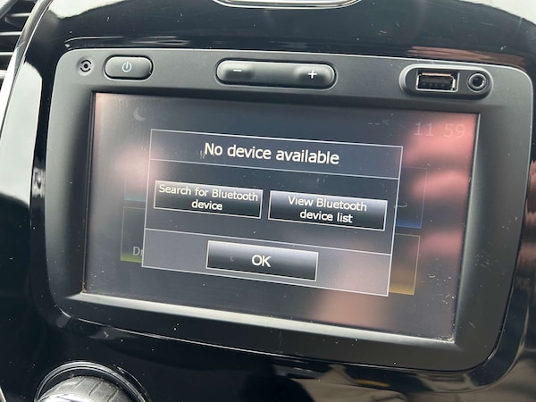 Used Renault Captur 2017 for sale - 76280382: Photo 24