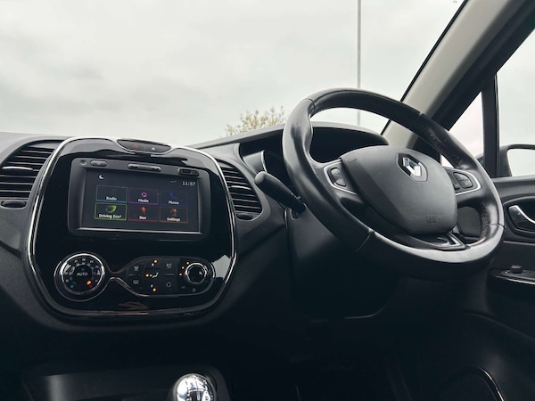 Used Renault Captur 2017 for sale - 76280382: Photo 34
