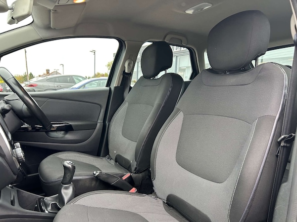 Used Renault Captur 2017 for sale - 76280382: Photo 41