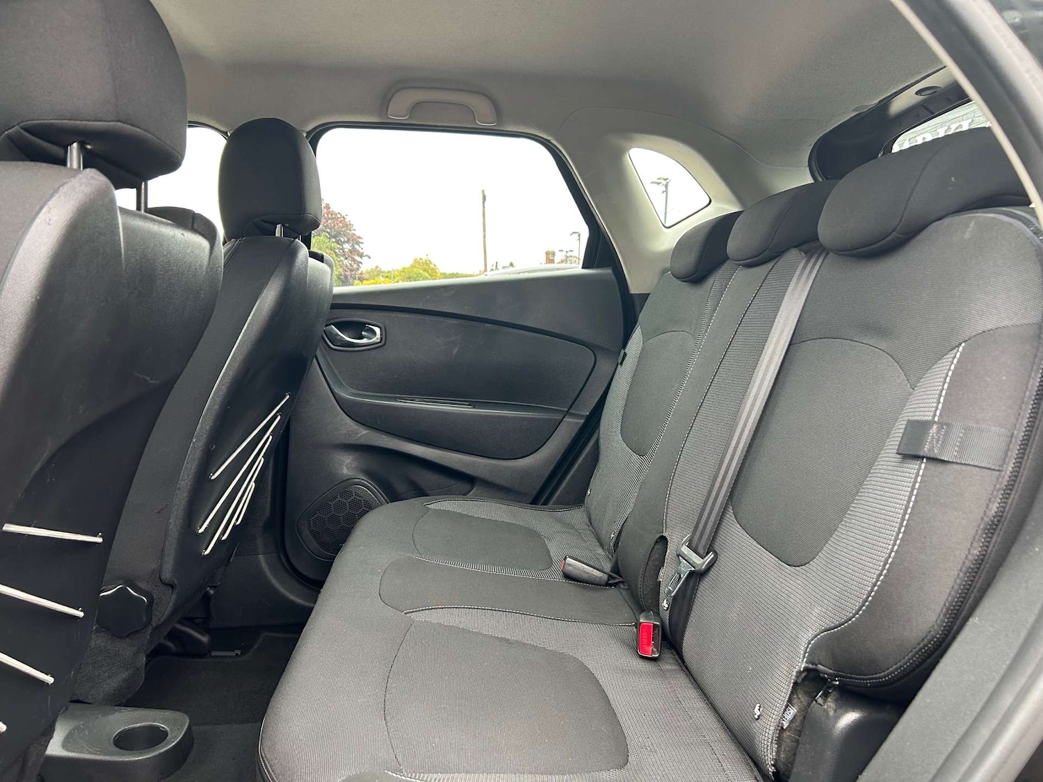 Used Renault Captur 2017 for sale - 76280382: Photo 49