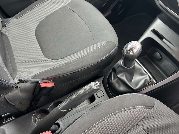 Used Renault Captur 2017 for sale - 76280382: Photo 53