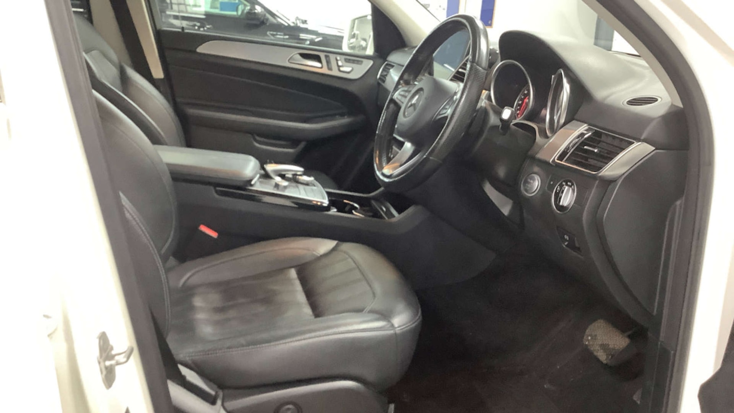 Used Mercedes-Benz GLE 2017 for sale - 77613785: Photo 11