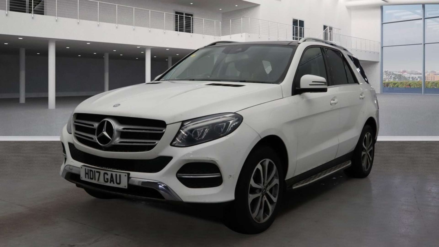 Used Mercedes-Benz GLE 2017 for sale - 77613785: Photo 3