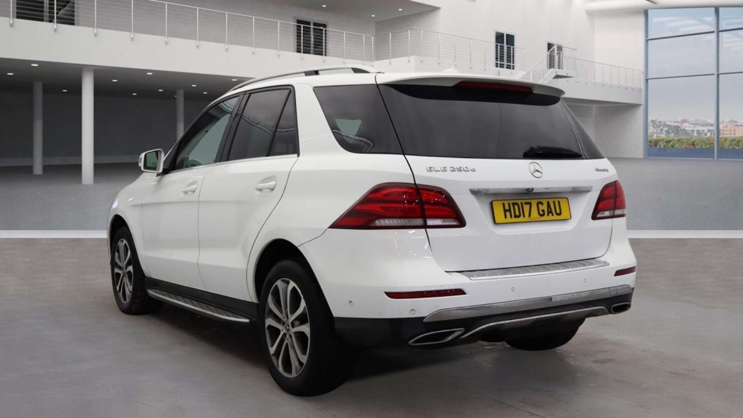 Used Mercedes-Benz GLE 2017 for sale - 77613785: Photo 4