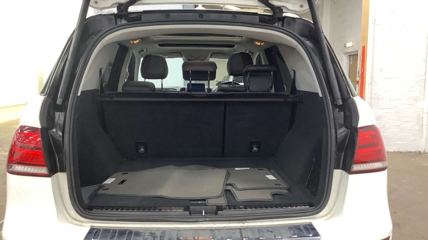 Used Mercedes-Benz GLE 2017 for sale - 77613785: Photo 9