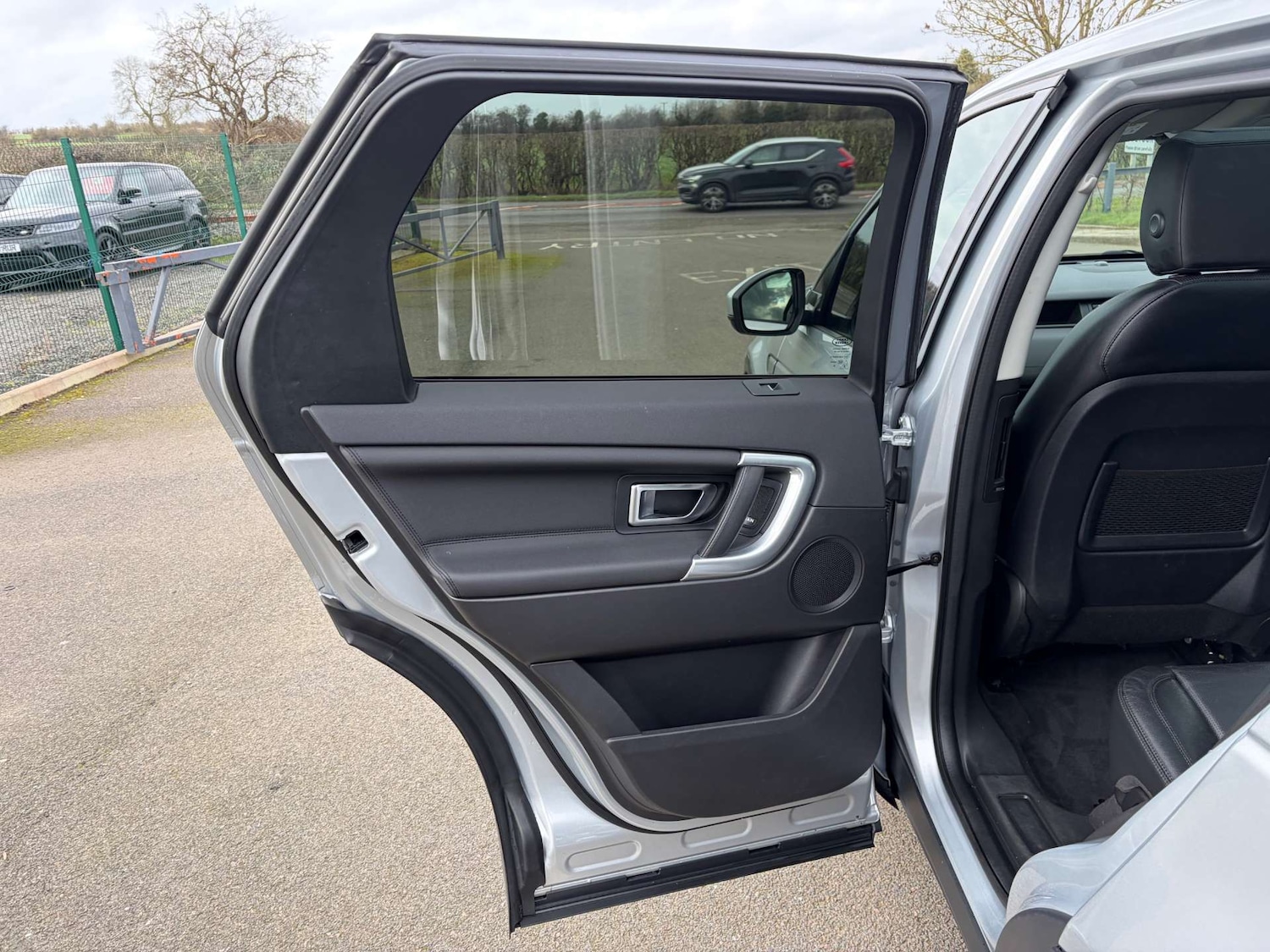 Used Land Rover Discovery Sport 2019 for sale - 77797075: Photo 20