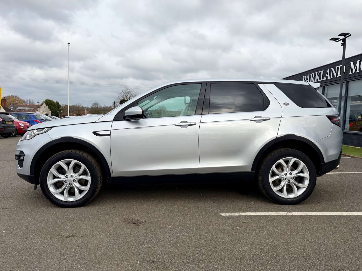 Used Land Rover Discovery Sport 2019 for sale - 77797075: Photo 5