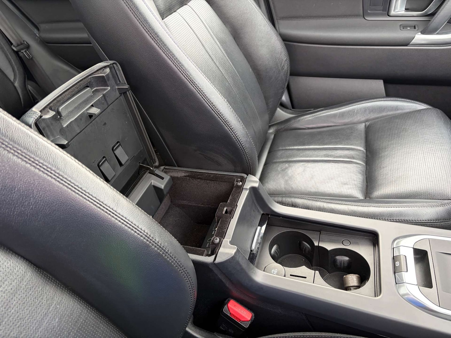 Used Land Rover Discovery Sport 2019 for sale - 77797075: Photo 52