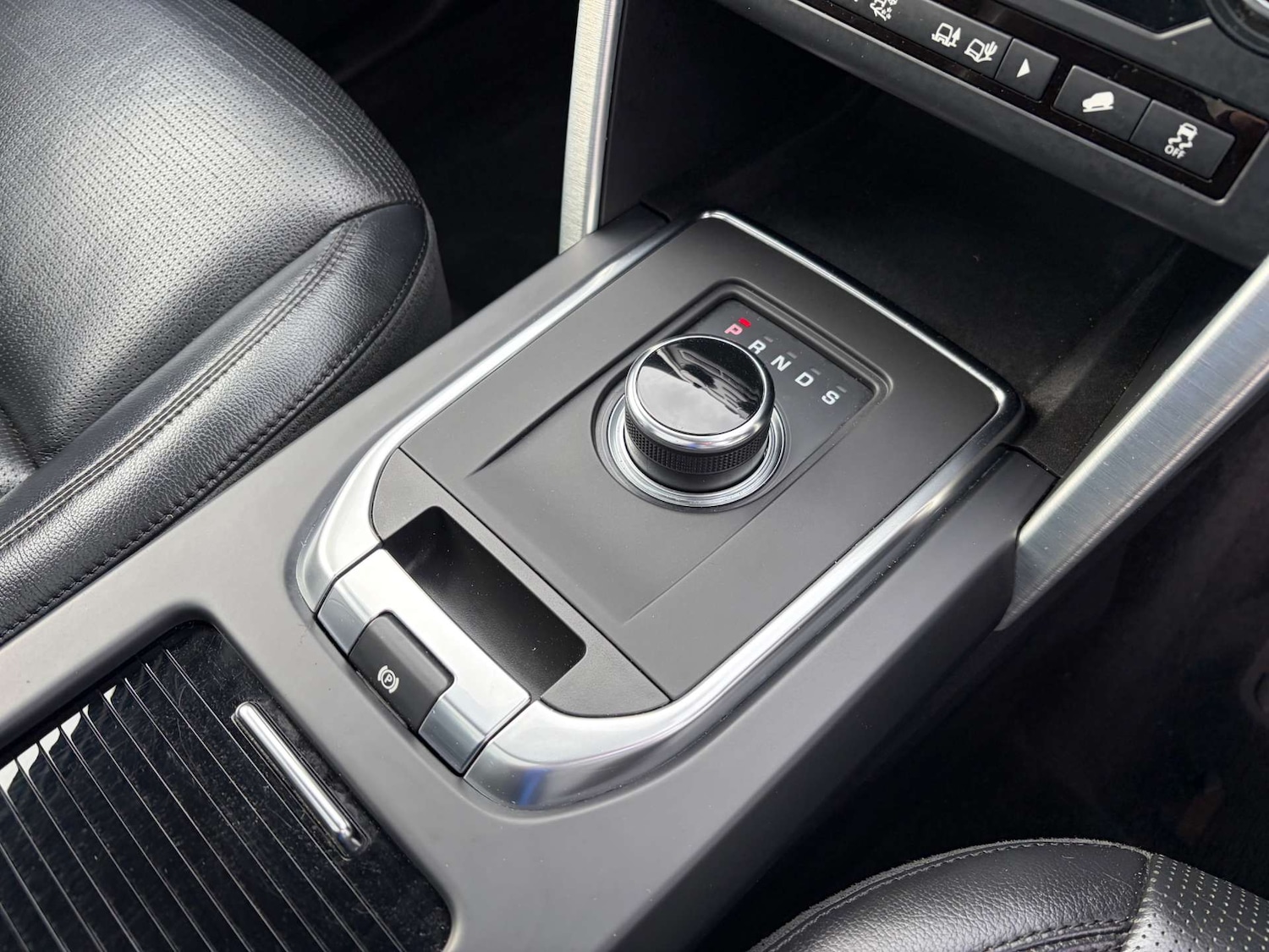 Used Land Rover Discovery Sport 2019 for sale - 77797075: Photo 53