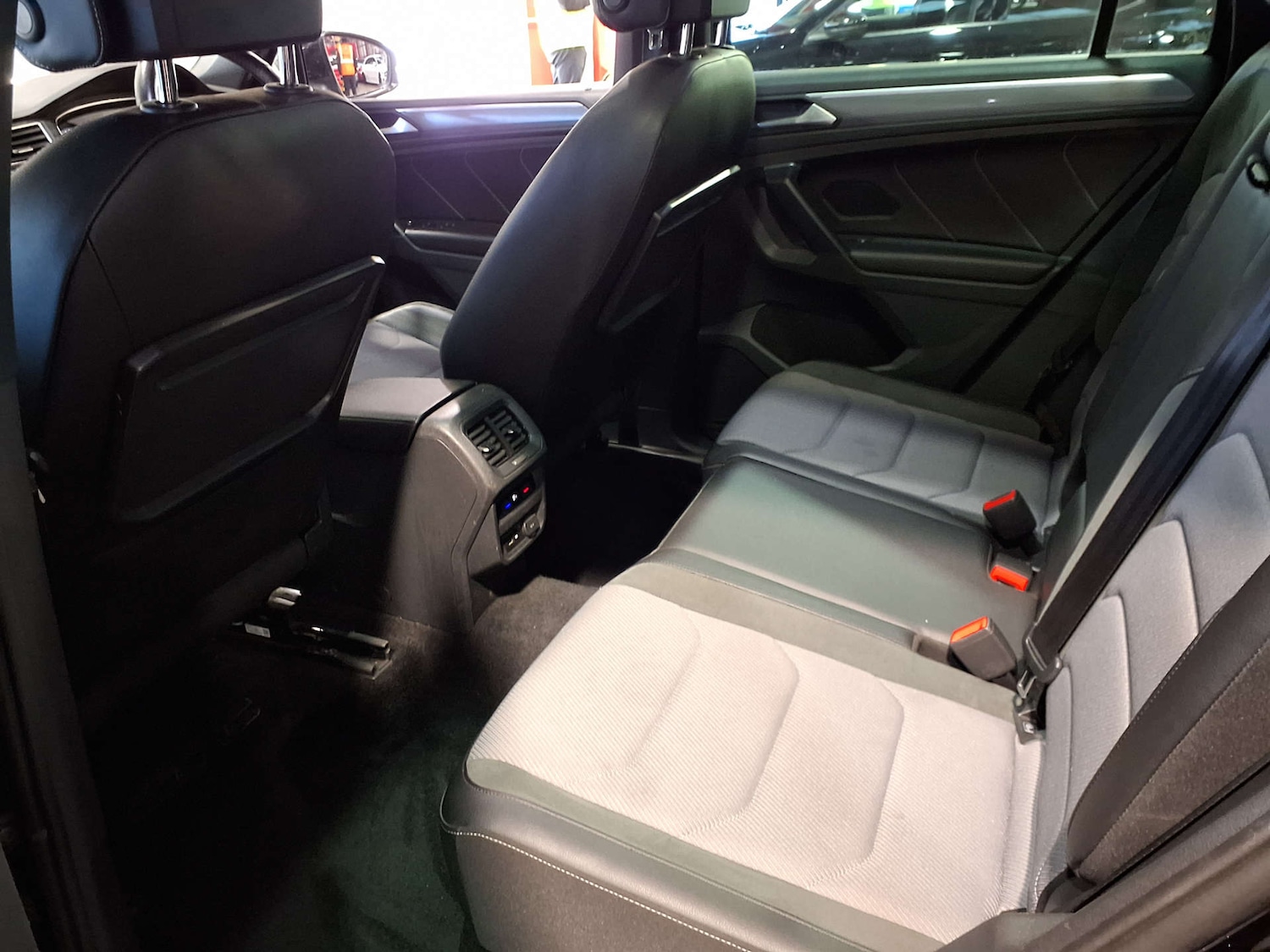 Used Volkswagen Tiguan 2018 for sale - 77721659: Photo 17