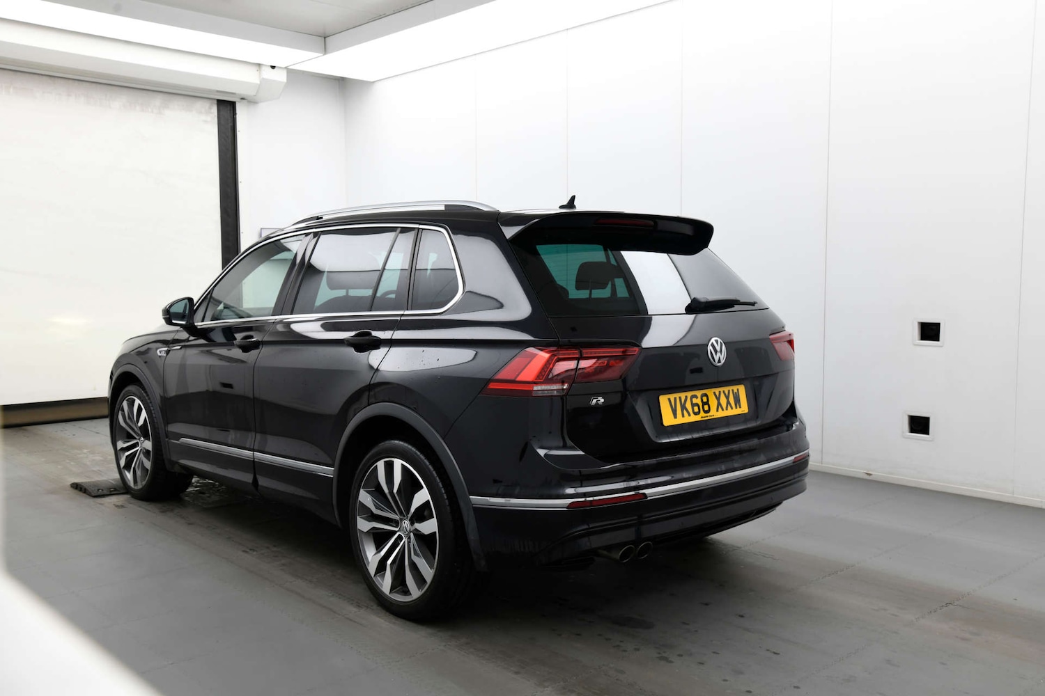 Used Volkswagen Tiguan 2018 for sale - 77721659: Photo 4