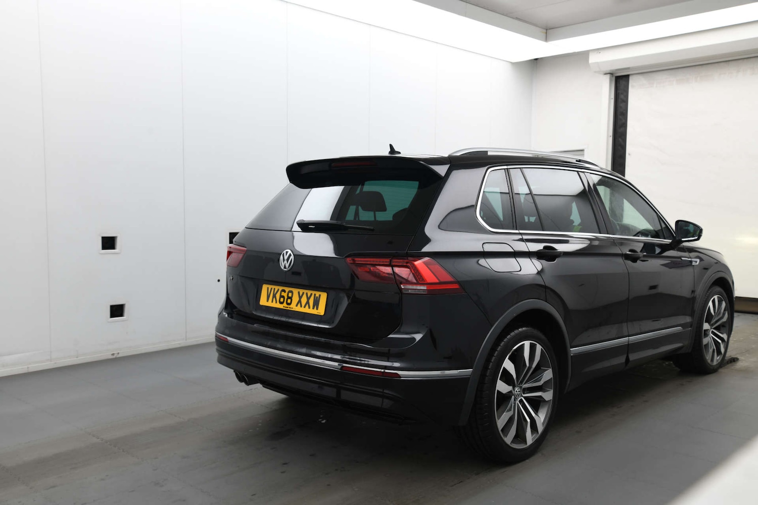 Used Volkswagen Tiguan 2018 for sale - 77721659: Photo 5