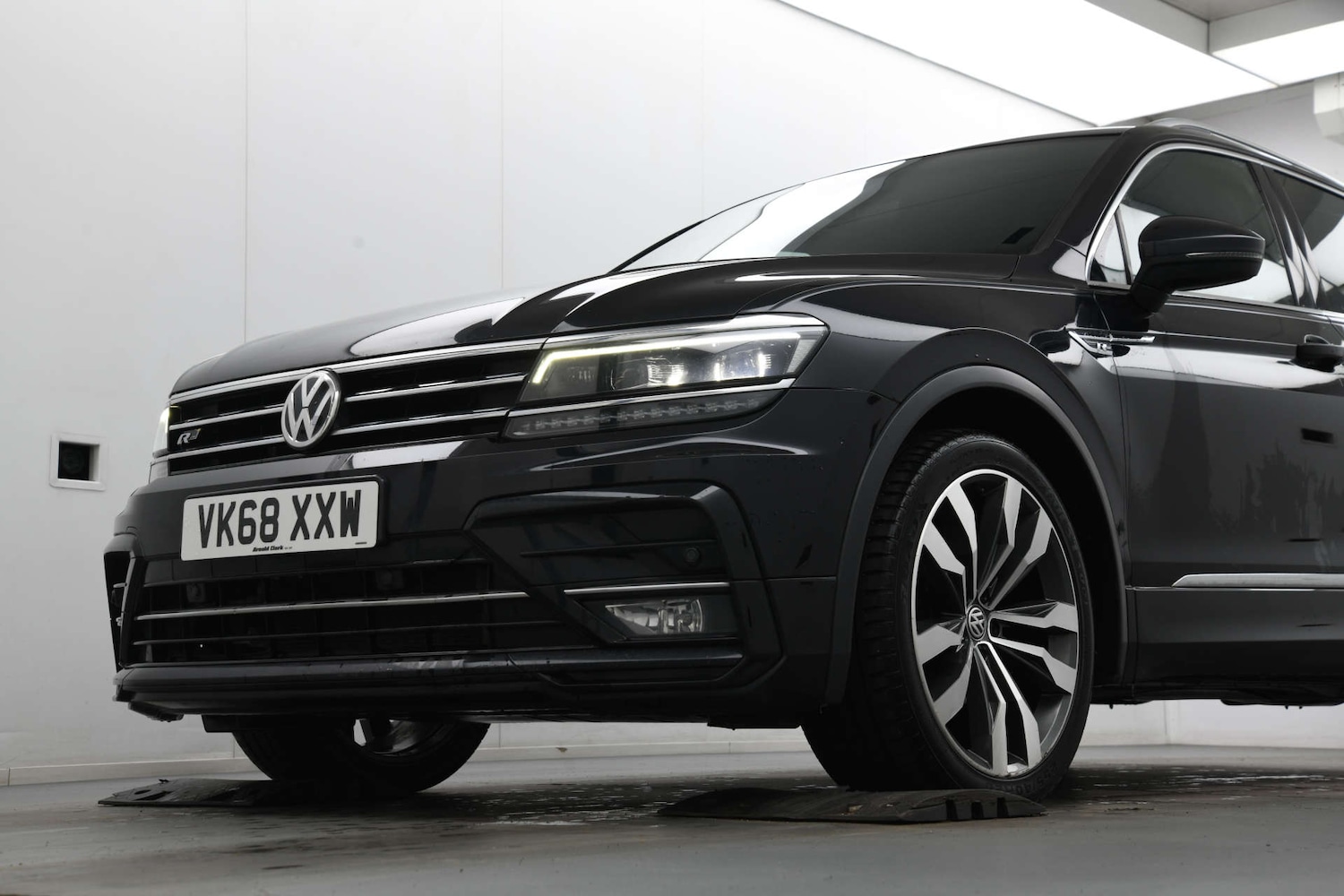 Used Volkswagen Tiguan 2018 for sale - 77721659: Photo 6