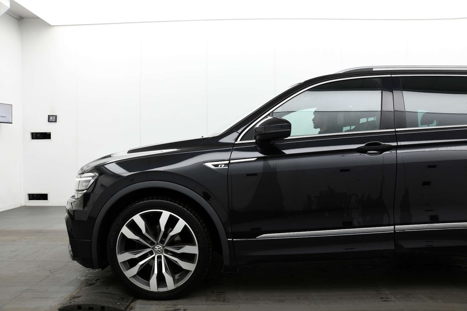 Used Volkswagen Tiguan 2018 for sale - 77721659: Photo 7