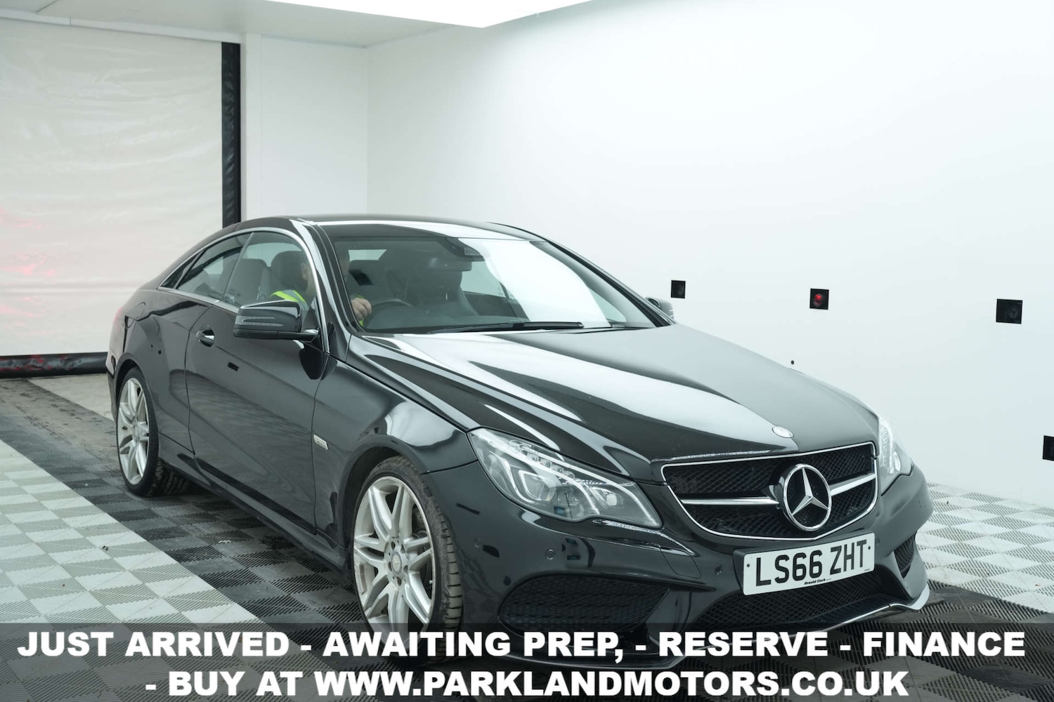 Used Mercedes-Benz E Class 2016 for sale - 77163694: Photo 1