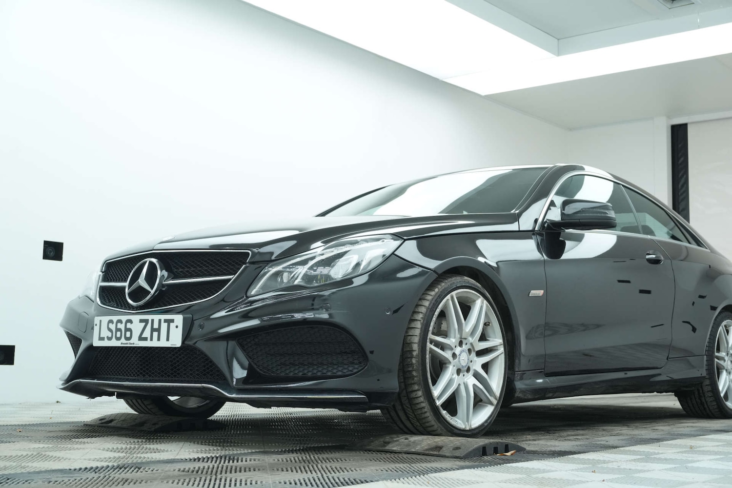 Used Mercedes-Benz E Class 2016 for sale - 77163694: Photo 10