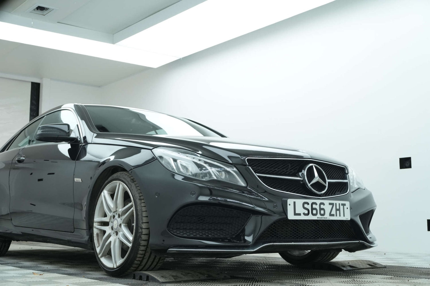 Used Mercedes-Benz E Class 2016 for sale - 77163694: Photo 8