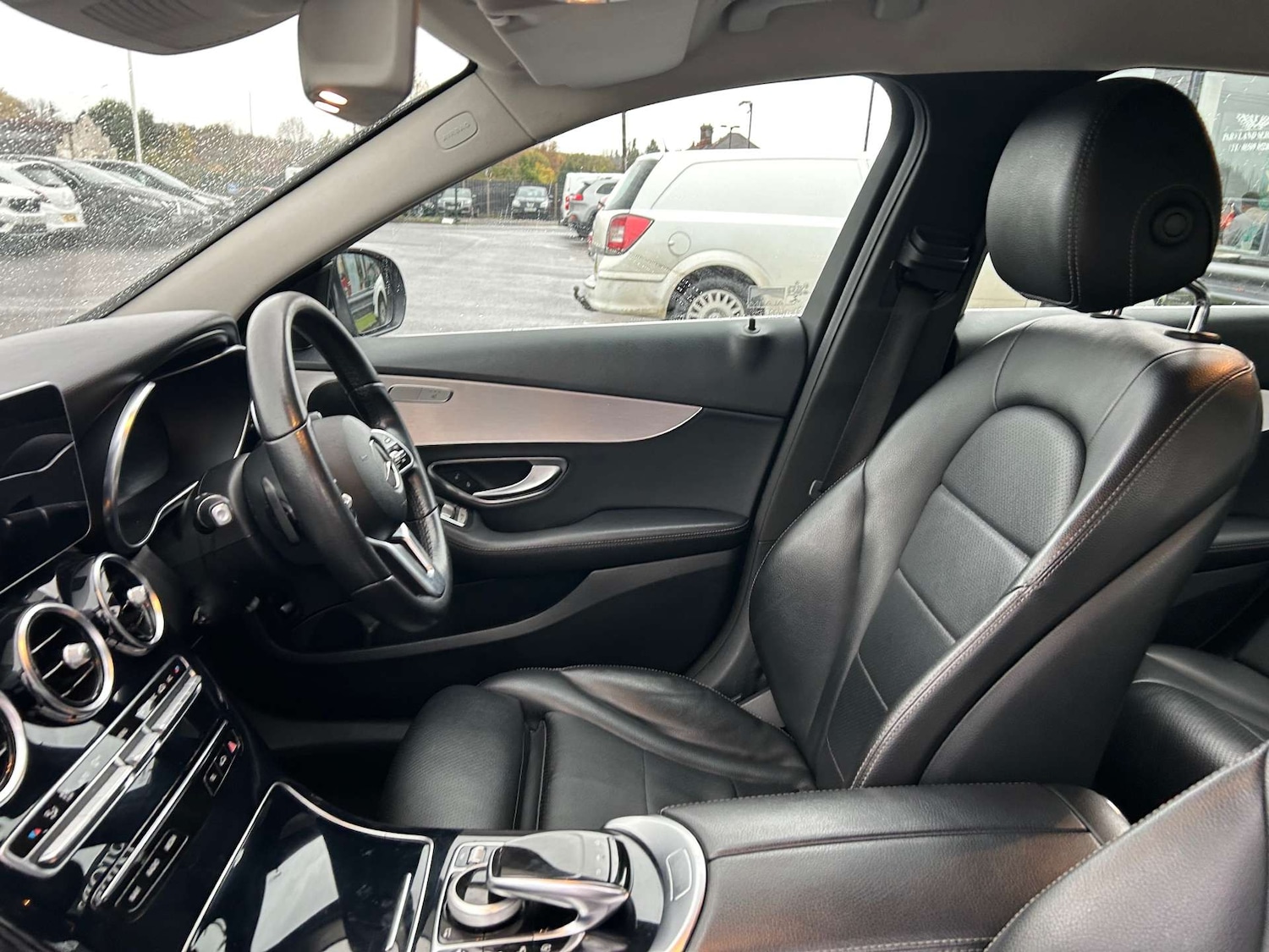 Used Mercedes-Benz C Class 2019 for sale - 76352653: Photo 22